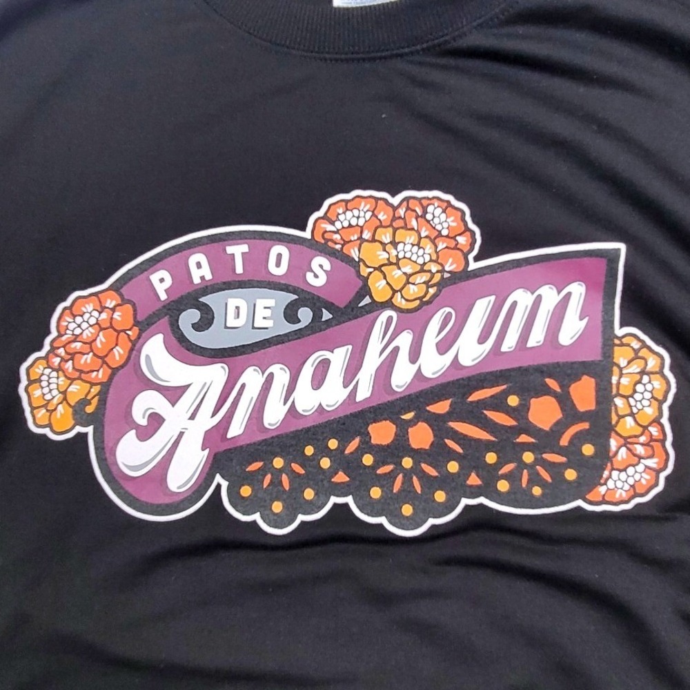 Patos de Anaheim Black Sweatshirt Mens L Día de Los Muertos Ducks NHL Herdez